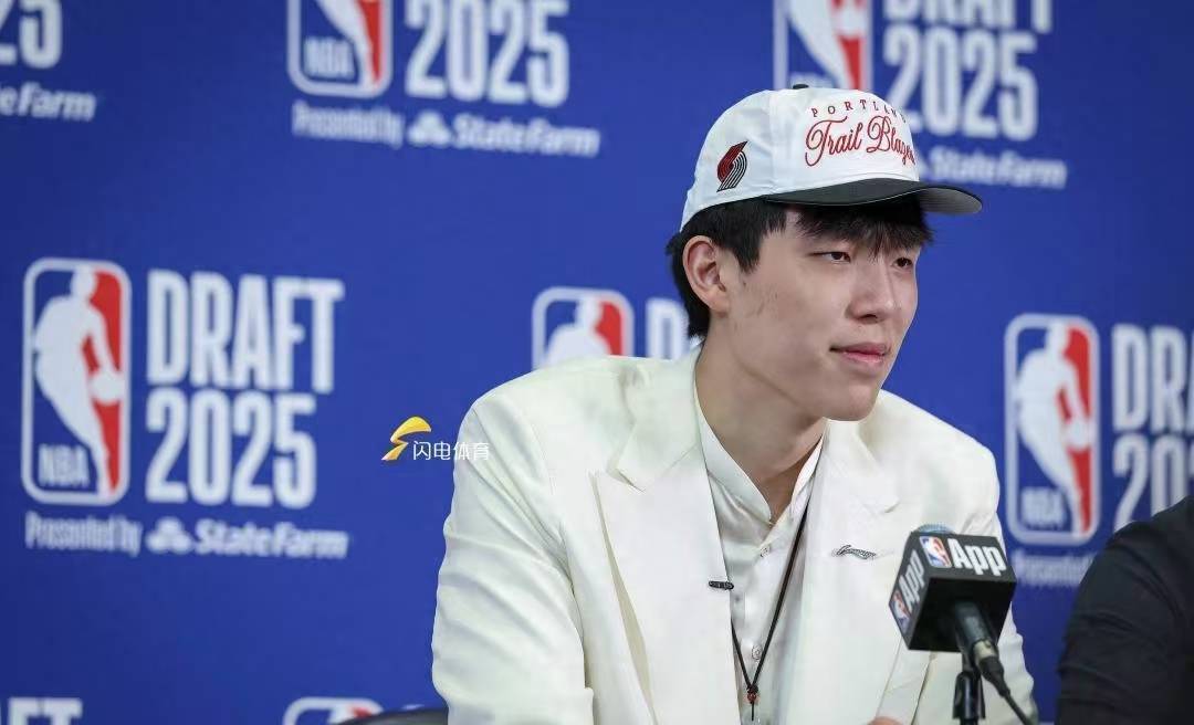 关于队记给杨瀚森评B-!速度慢让我担心现在对手不会在NBA的信息