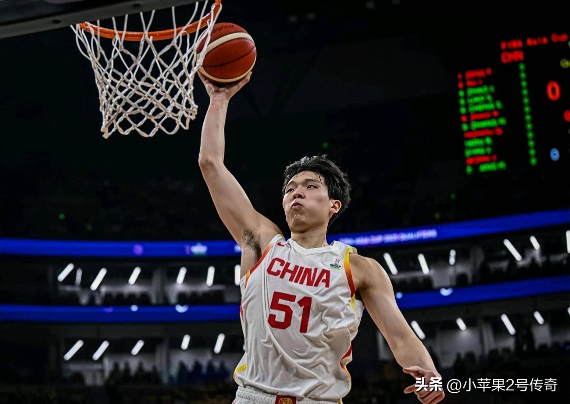 中国男篮赢球背后4大难题：12助攻22失误赵睿迷失缺防守尖兵的简单介绍