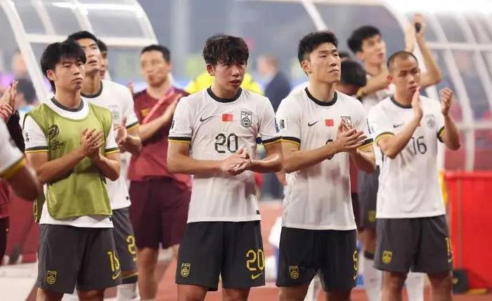 3-1！中国女足太强，冲击东亚冠军，宋凯督战，直播引热议(中国女足最新消息新闻)