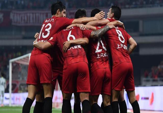 包含喜讯！上港金靴中锋决定9月份二进宫回球队效力，踢亚冠首秀亮相的词条