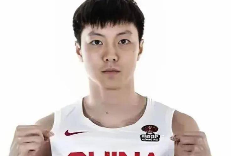 亚预赛-中国男篮31分胜蒙古胡金秋19+9杨瀚森13+3+4的简单介绍